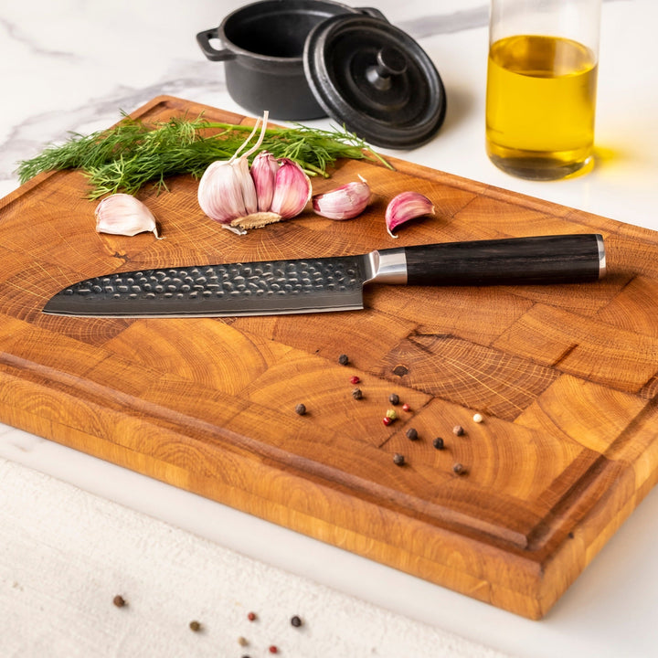 Cuchillo santoku martillado – hoja de 18 cm con filo preciso