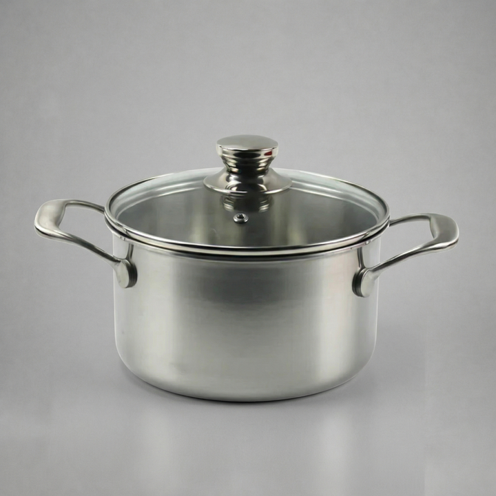 Olla de titanio con tapa